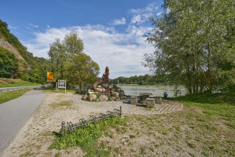 Gemeinde Passau Landkreis Passau Thyrnau Nixe Isa Donauradweg (Dirschl Johann) Deutschland PA